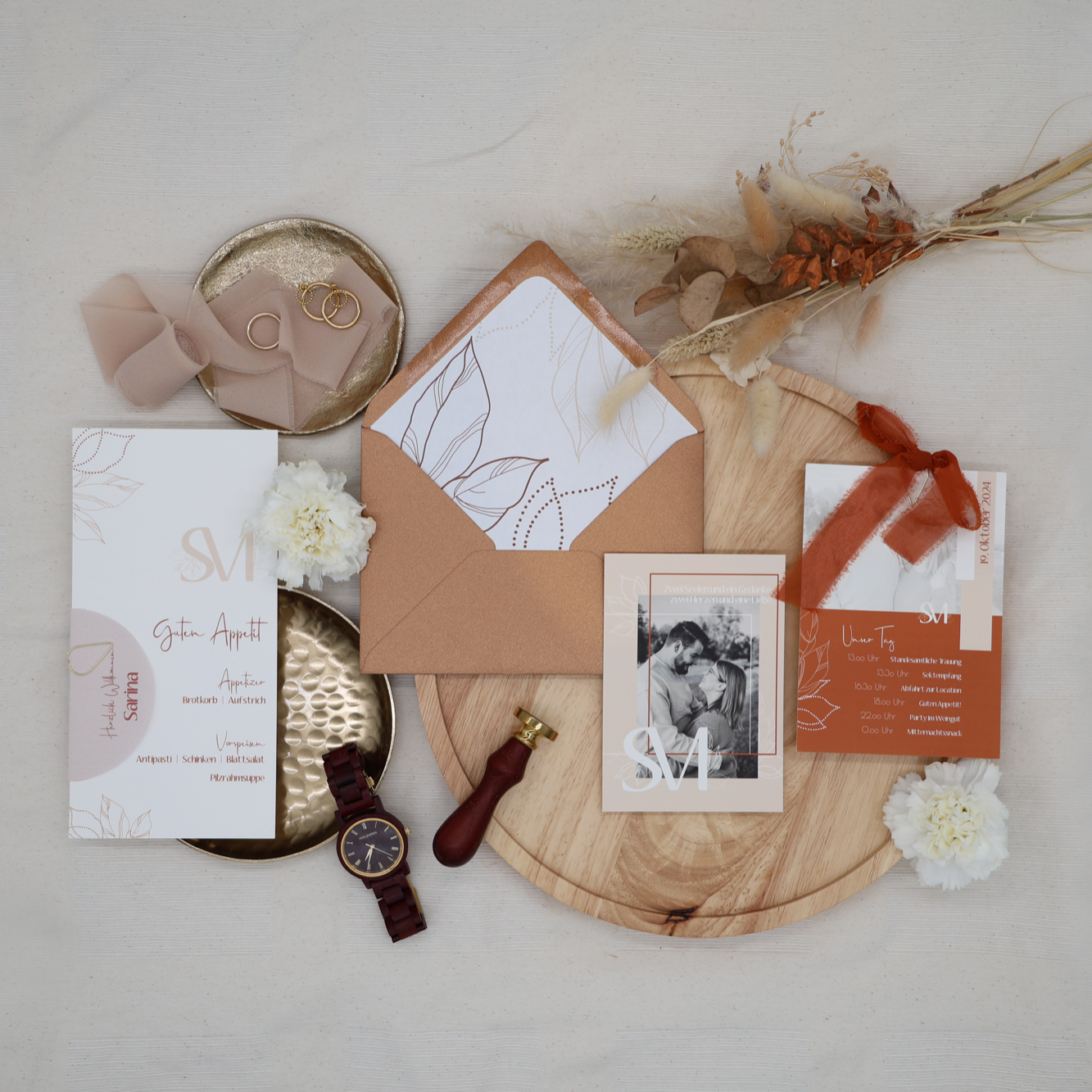 Hochzeits-Papeterie in Freiburg | fluments Flatlay Papeterie in Herbstfarben